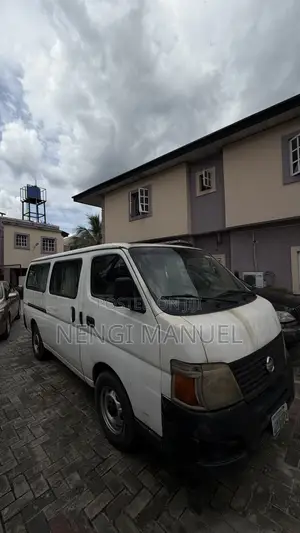 Nissan Caravan (Urvan) 2006 White