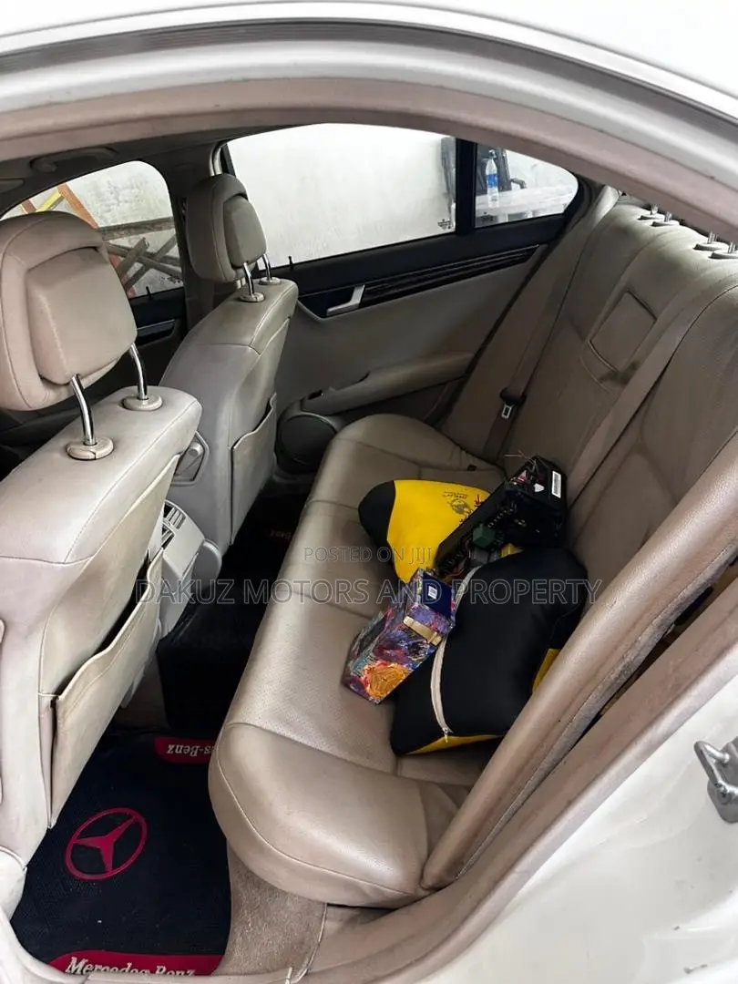 Mercedes-Benz C250 2012 White
