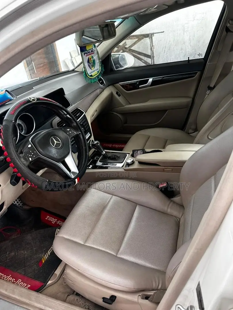 Mercedes-Benz C250 2012 White