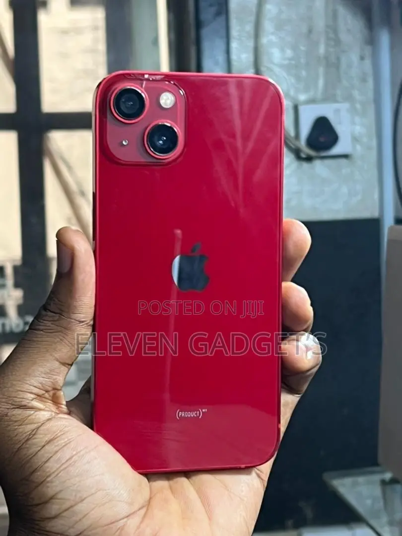 Apple iPhone 13 128 GB Red