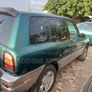 Toyota RAV4 Automatic 2000 Green