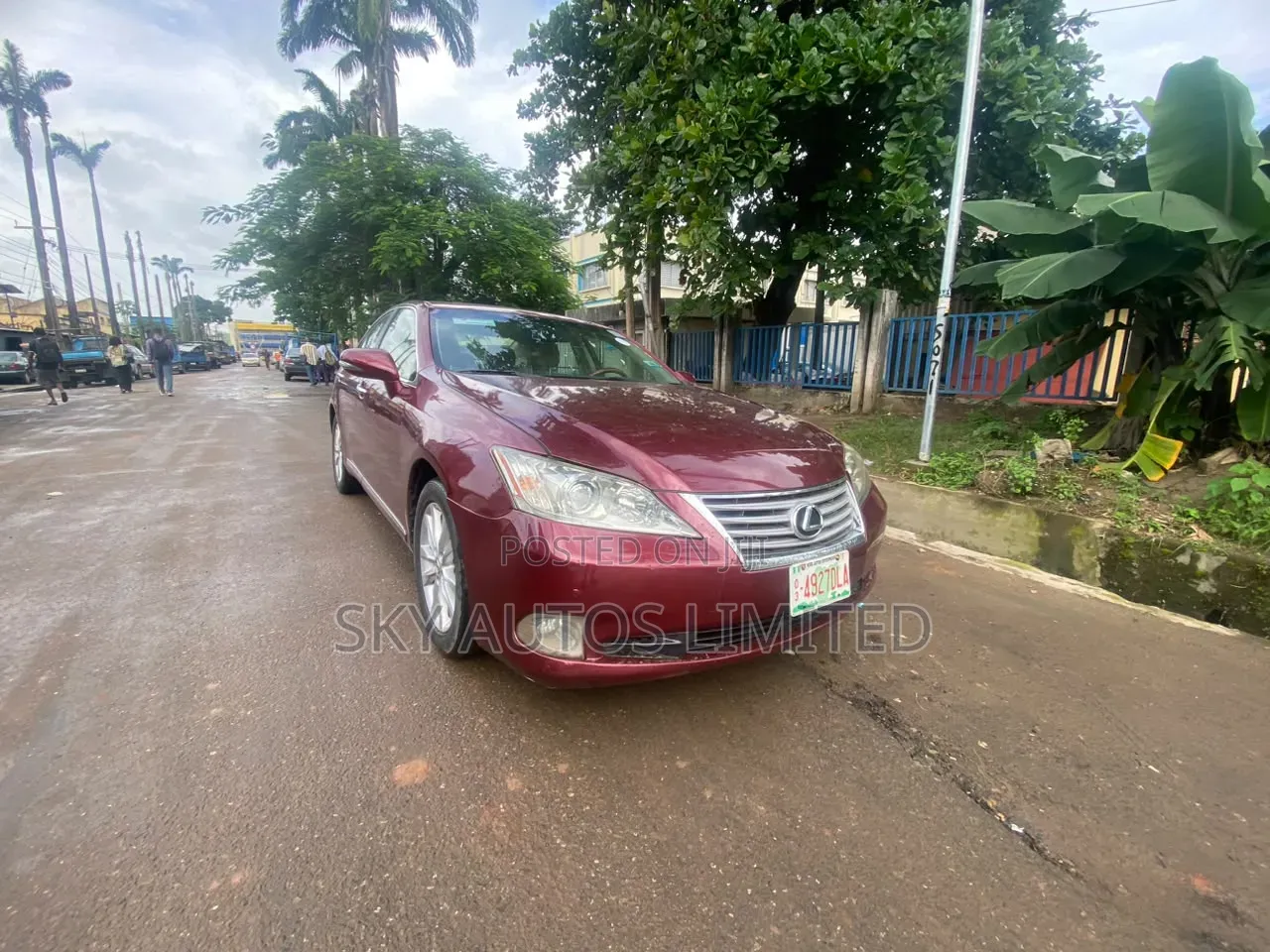 Lexus ES 2012 Red