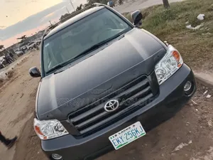 Toyota Highlander 2005 Black