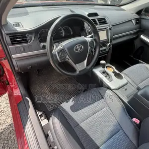 Toyota Camry SE 4dr Sedan (2.5L 4cyl 6A) 2013 Red