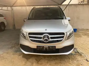 Mercedes Benz Viano Available for Rent