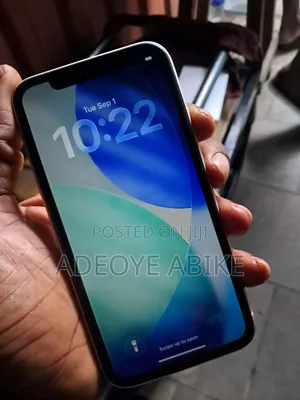 Apple iPhone 11 128 GB White