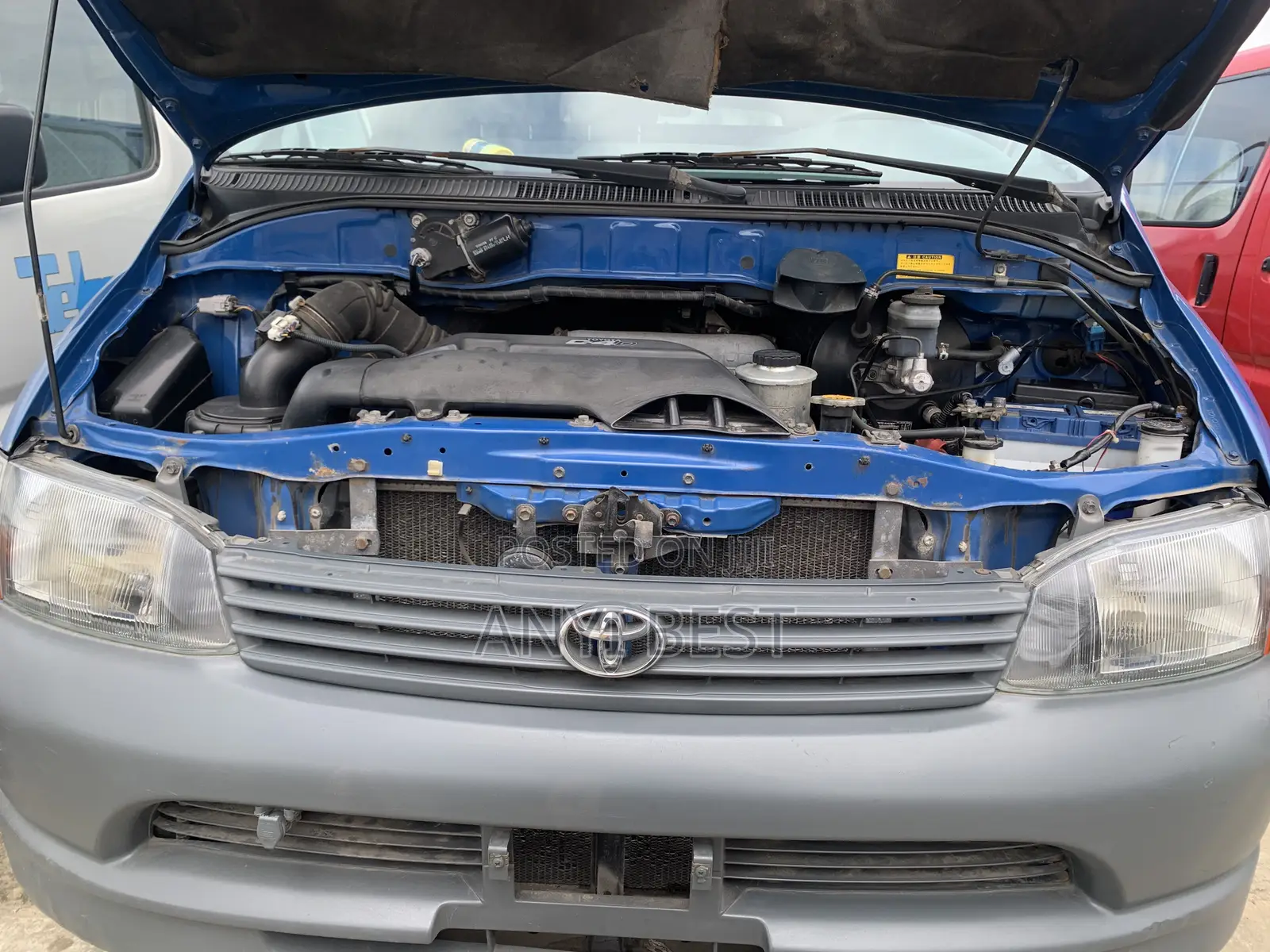 Toyota HiAce 2006 Blue