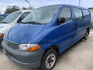 Toyota HiAce 2006 Blue