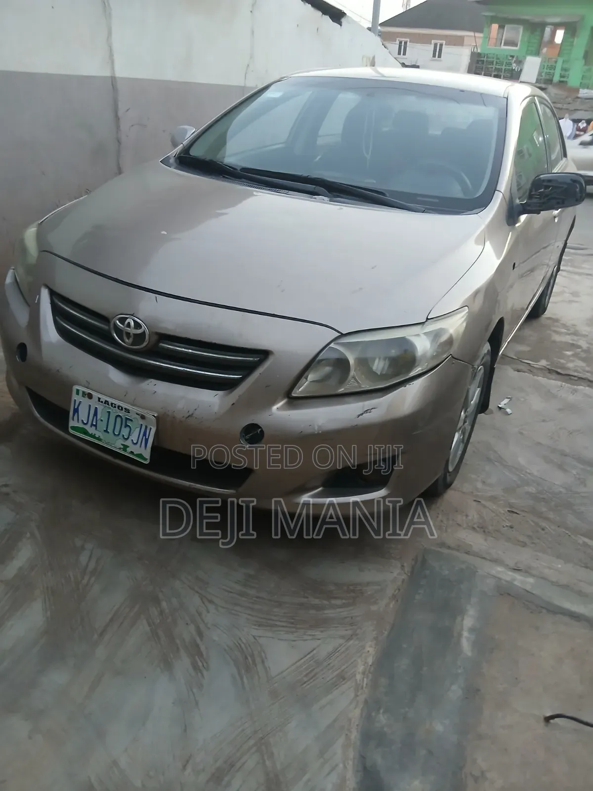 Toyota Corolla 2010 Gray