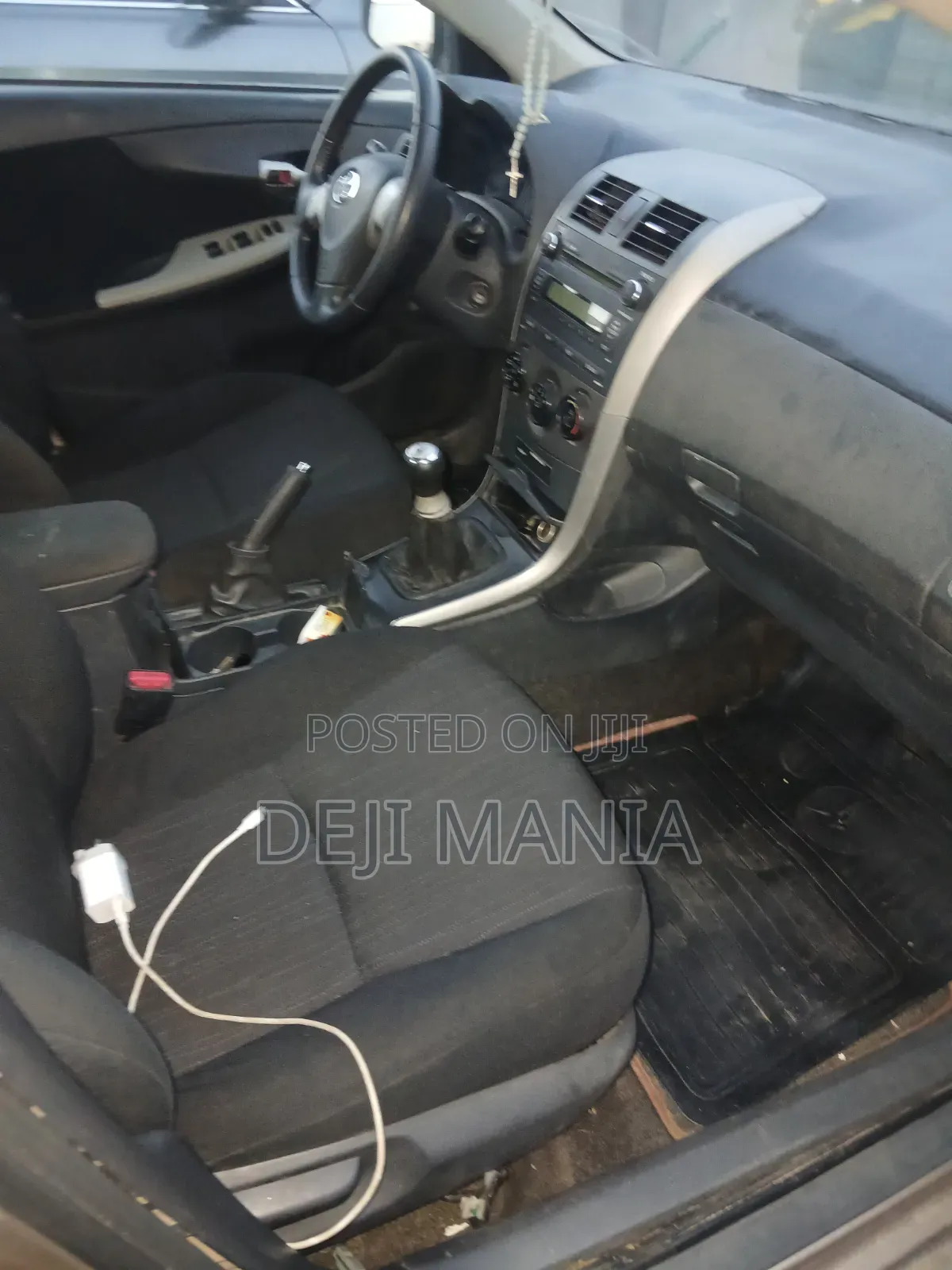 Toyota Corolla 2010 Gray