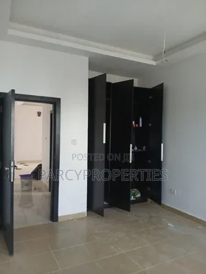 Furnished 3bdrm Apartment in Oral Estate, Lekki Phase 2 for rent