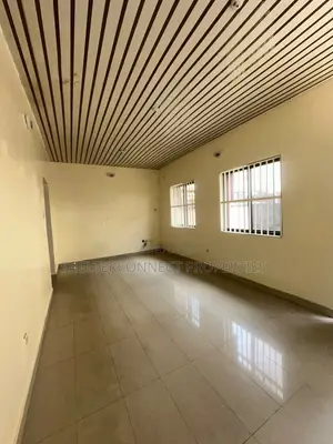 3bdrm Bungalow in Lekki Phase 1 for rent
