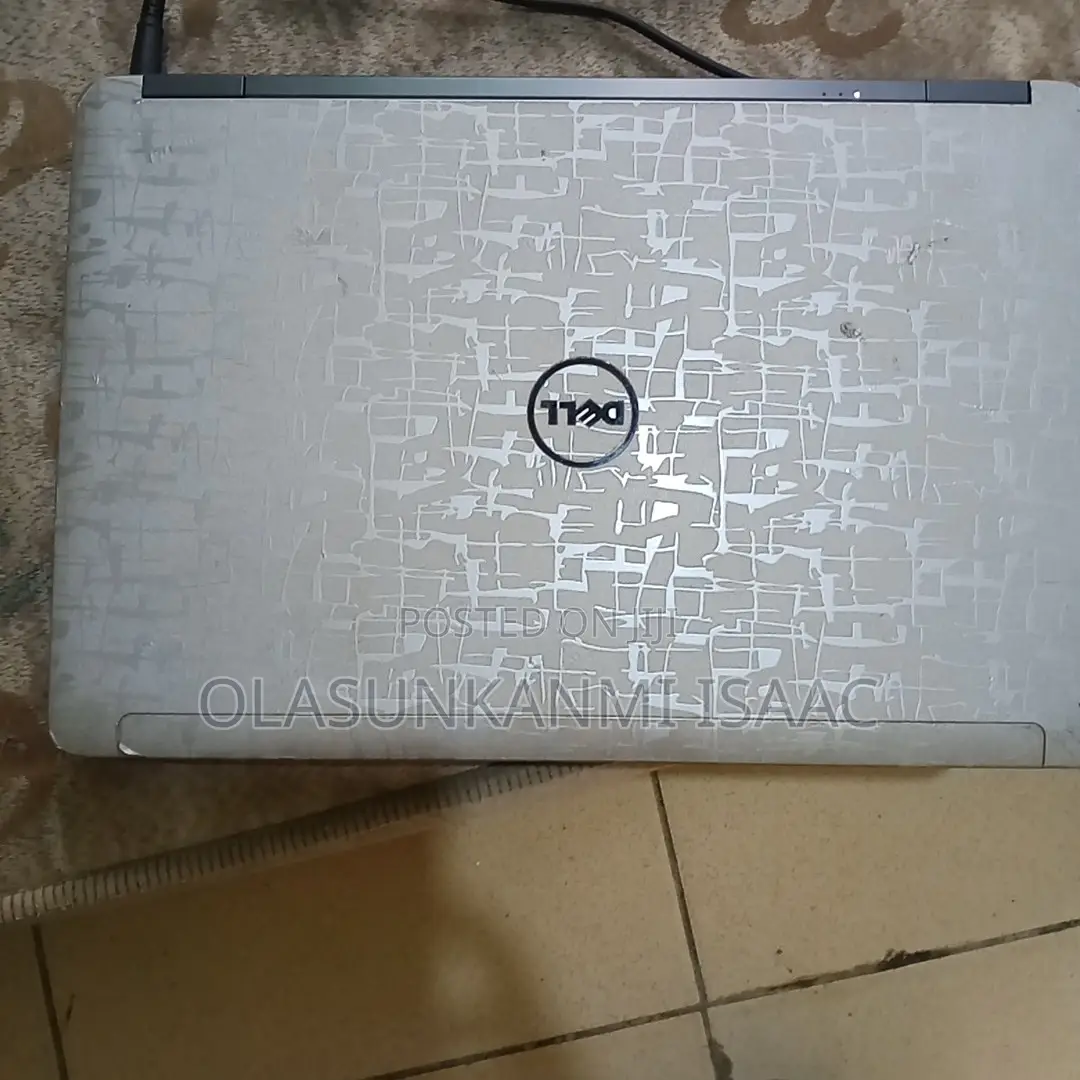 Laptop Dell Latitude E6540 4GB Intel Core i5 HDD 256GB