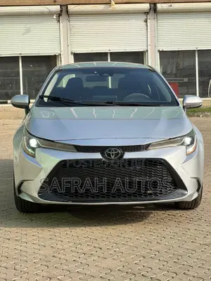 Toyota Corolla 2022 Silver