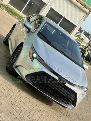 Toyota Corolla 2022 Silver