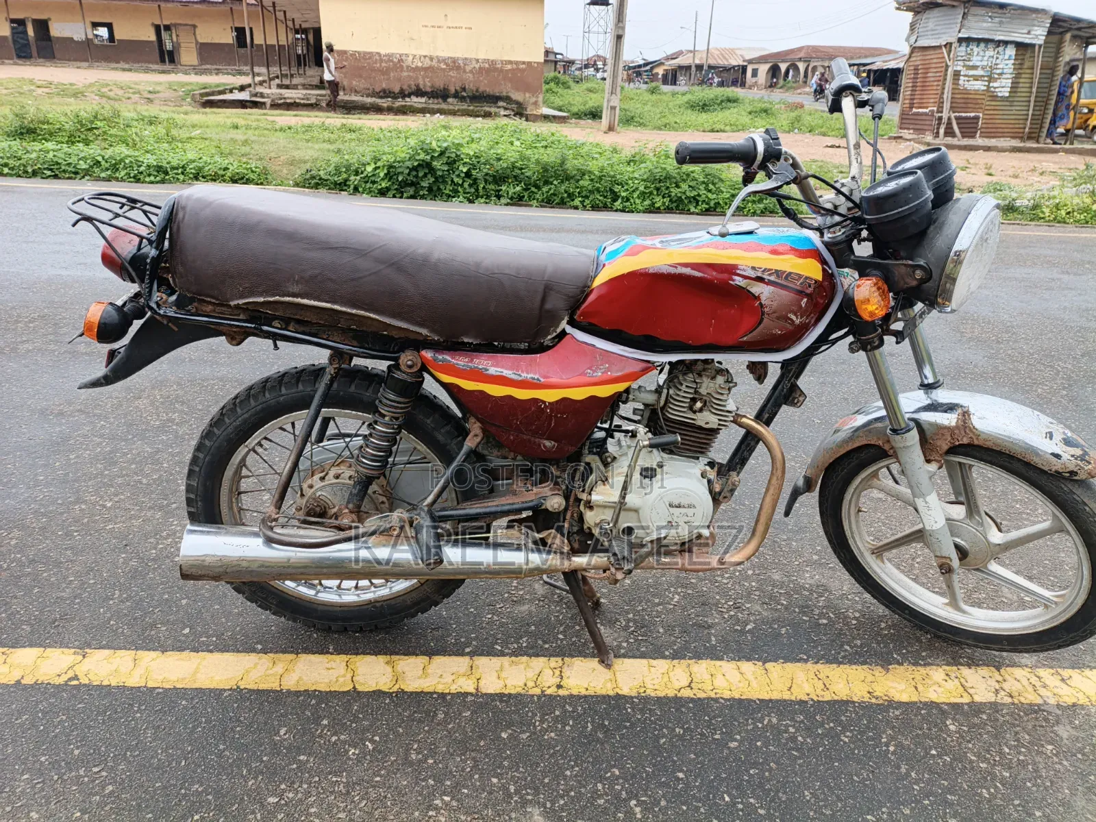 Bajaj Boxer 2023 Red