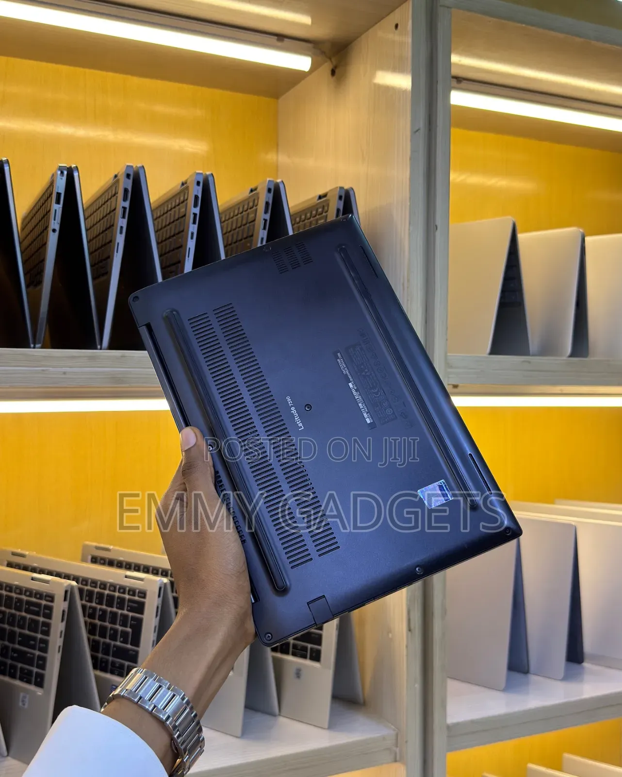 Laptop Dell Latitude 7390 8GB Intel Core i5 SSD 256GB