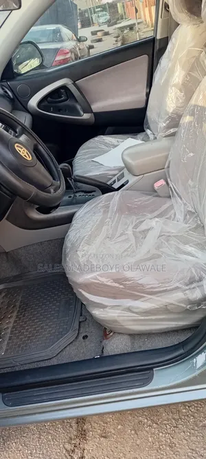 Toyota RAV4 2.0 VVT-i 2008 Green