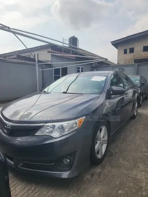 Toyota Camry 2014 Gray