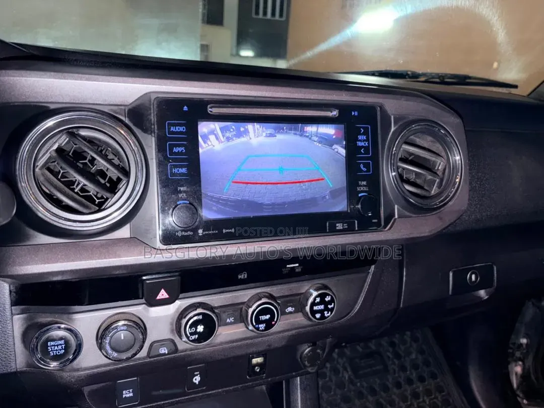 Toyota Tacoma 2017 Gray