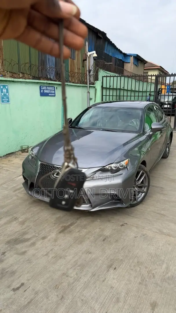 Lexus IS 250 4WD 2016 Silver