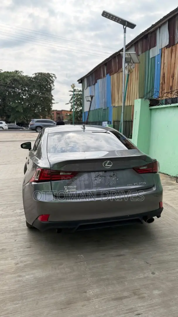 Lexus IS 250 4WD 2016 Silver