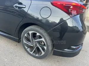 Toyota Corolla 2017 Black