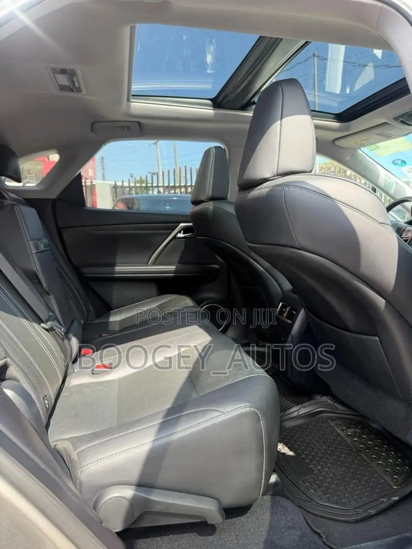 Lexus RX 2022 Gray