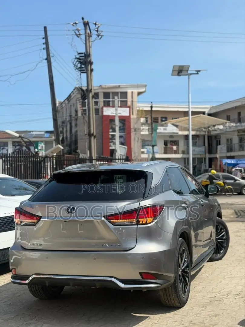 Lexus RX 2022 Gray