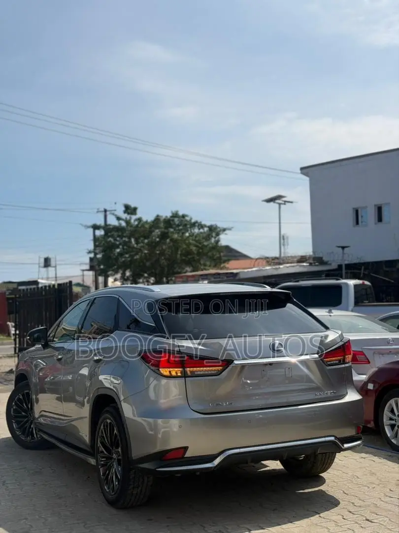 Lexus RX 2022 Gray