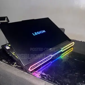 Laptop Lenovo Legion Pro 7 32GB Intel Core Ultra 9 SSD 1T