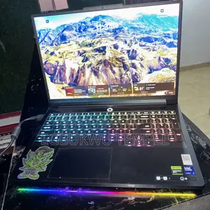 Laptop Lenovo Legion Pro 7 32GB Intel Core Ultra 9 SSD 1T