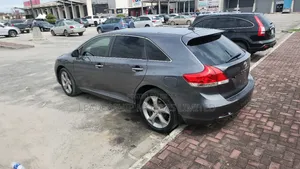 Toyota Venza Limited 2010 Gray