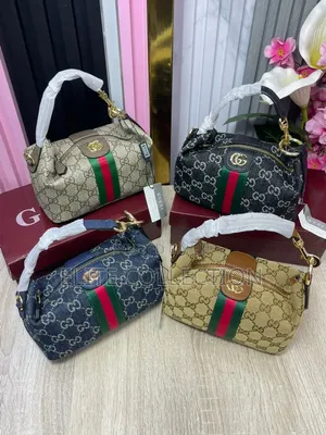 Luxury Gucci Bag Available 
Comes Boxed 
Size Mini