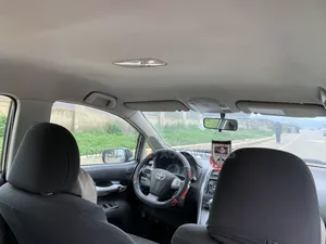 Toyota Auris 2012 Gray