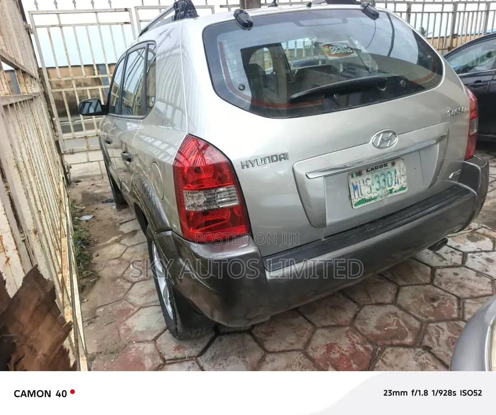 Hyundai Tucson 2006 Silver