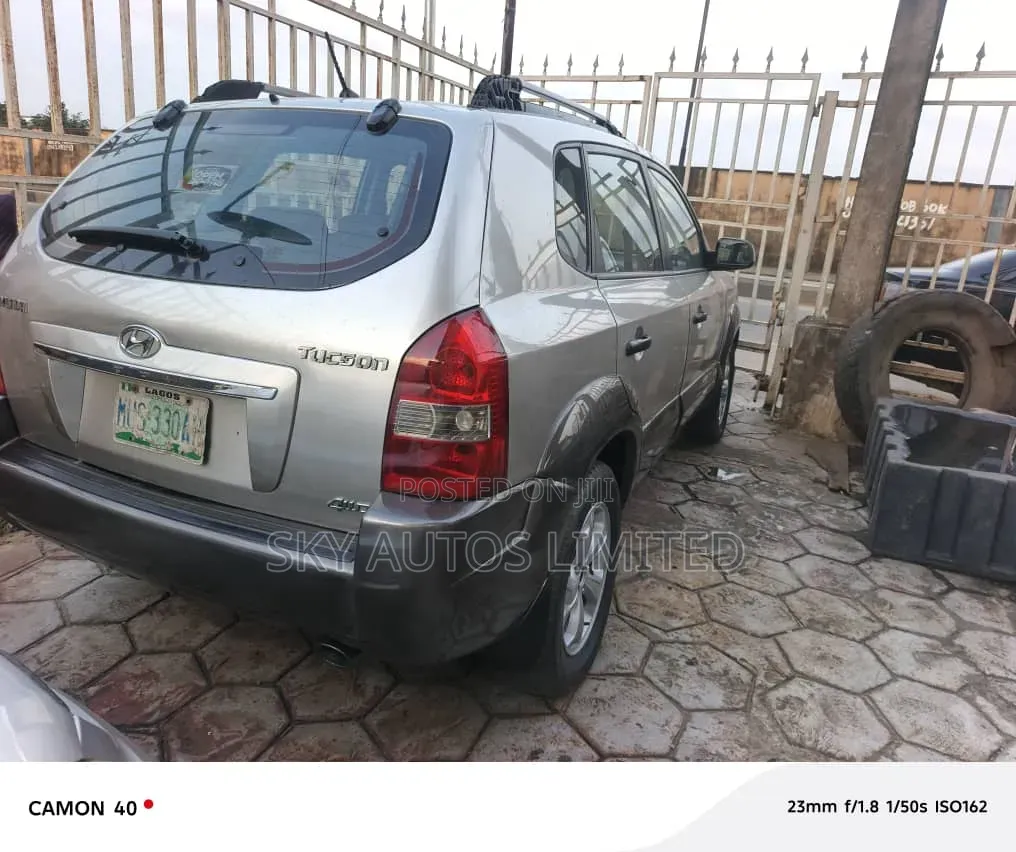Hyundai Tucson 2006 Silver