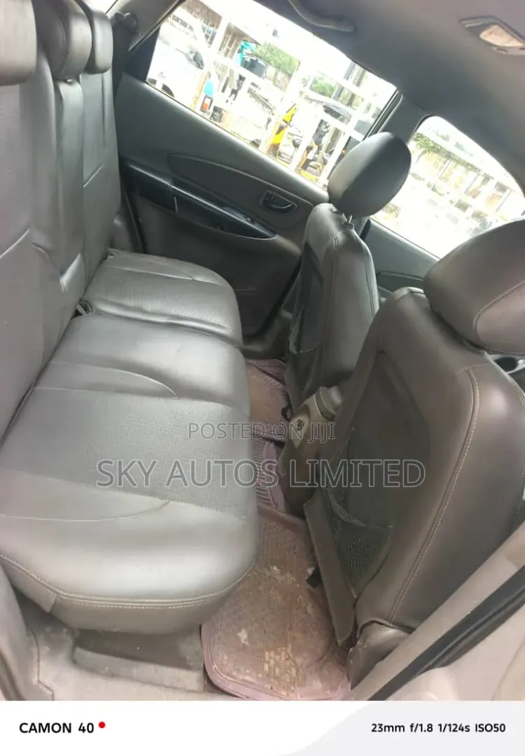 Hyundai Tucson 2006 Silver