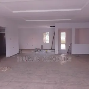 Self Compound Along the Rd at Akute for Lease