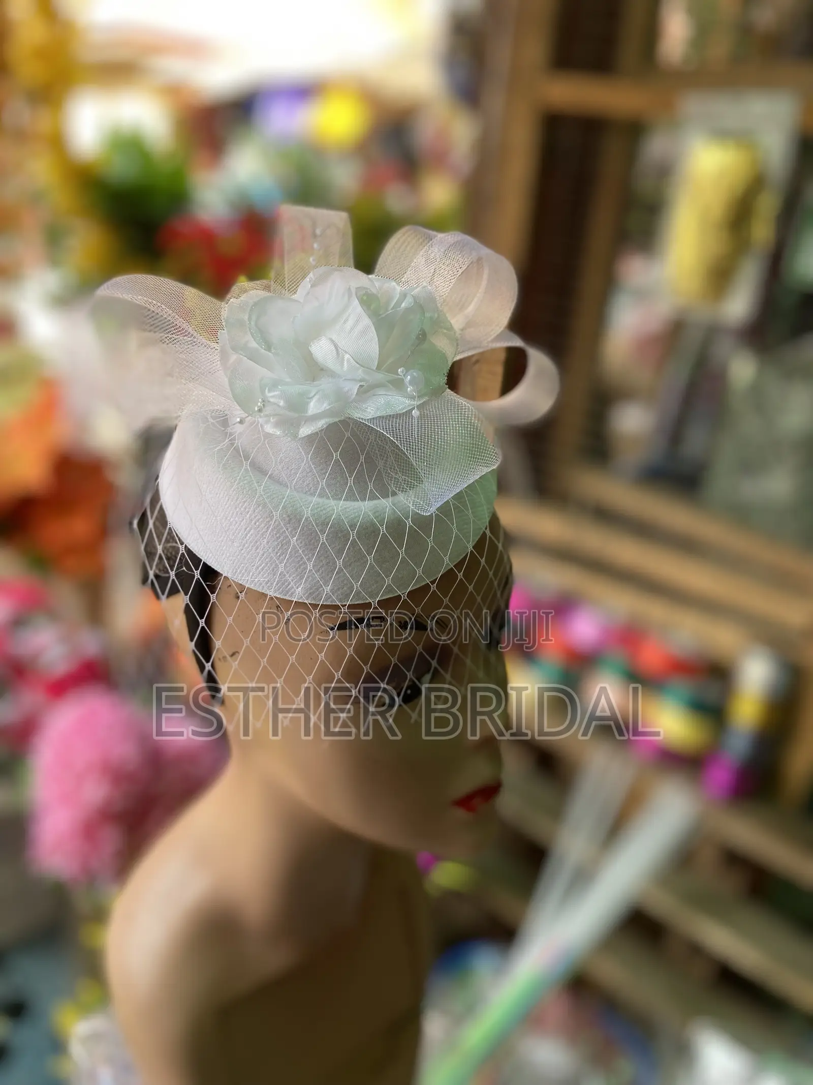 Beautiful Bridal Fascinator Headpiece