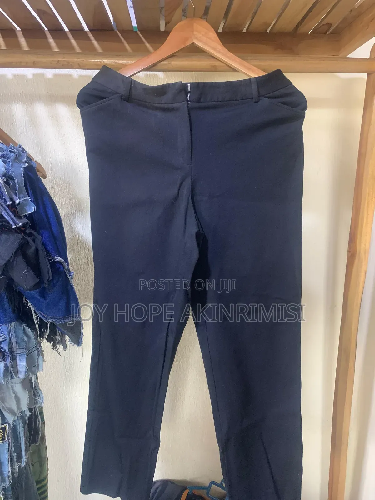 Suitable Trousers for Everyday Outing
