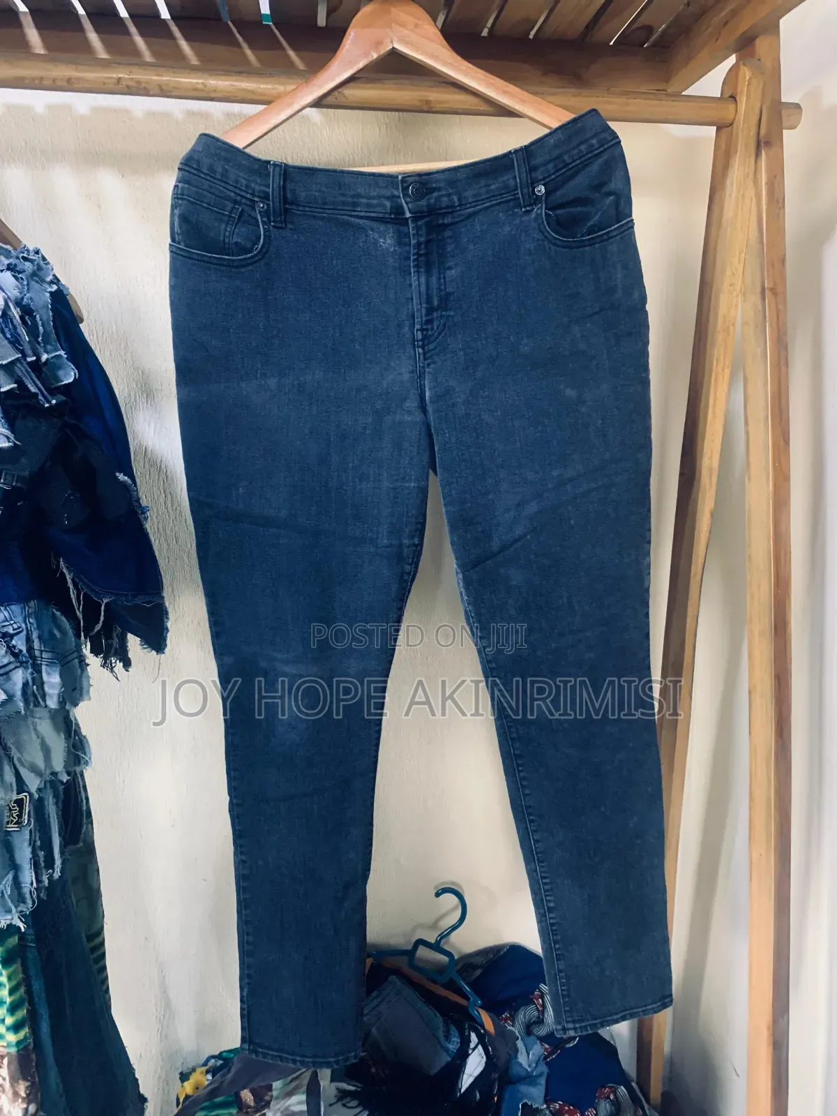 Suitable Trousers for Everyday Outing