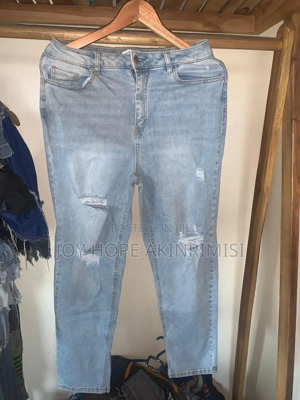 Suitable Trousers for Everyday Outing