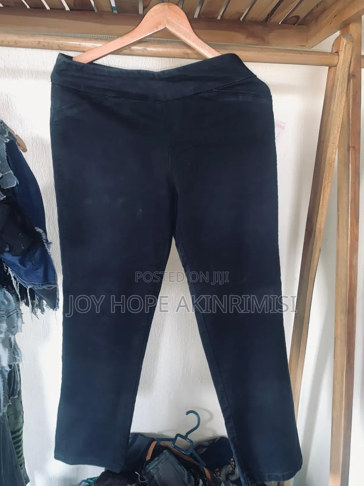 Suitable Trousers for Everyday Outing