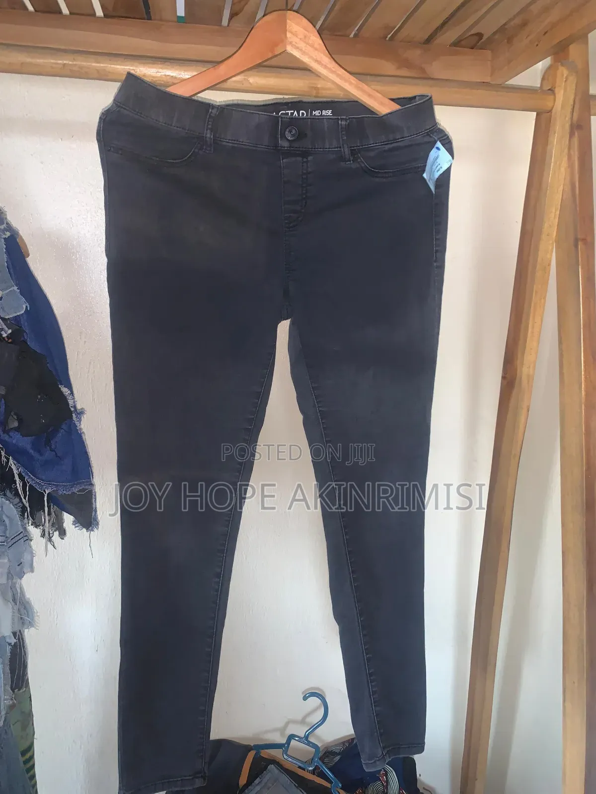 Suitable Trousers for Everyday Outing