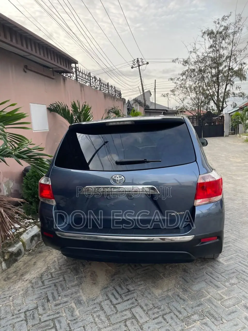 Toyota Highlander 2012 Blue