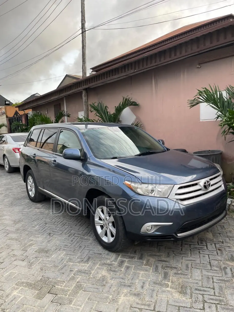 Toyota Highlander 2012 Blue