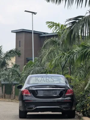 Mercedes-Benz E300 2016 Black