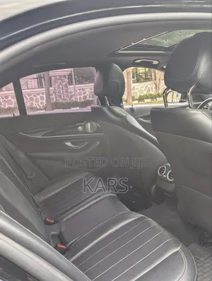 Mercedes-Benz E300 2016 Black
