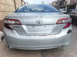 Toyota Camry L 4dr Sedan (2.5L 4cyl 6A) 2013 Silver